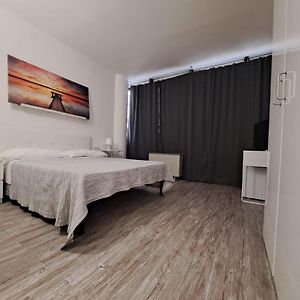 Camera con letto king size